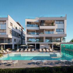 Extirior Emerald Park Pool